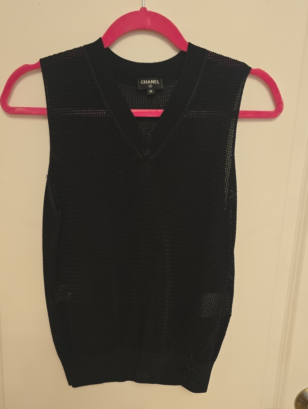 CHANEL Black Mesh V-Neck Sleeveless Knit Top